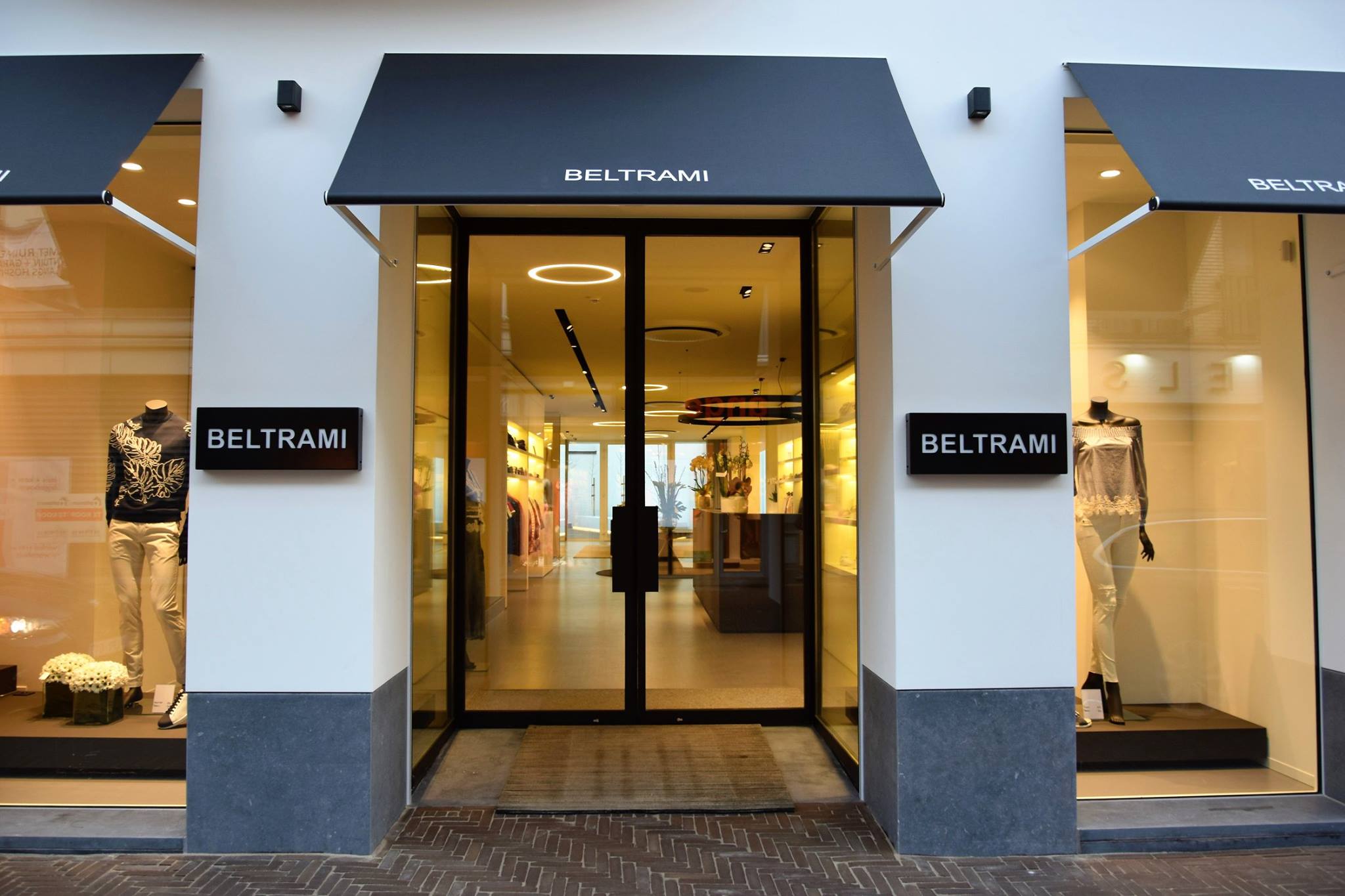 prins Collectief Harnas tmp — Beltrami Fashion: exclusieve dames- en herenkleding te Zottegem